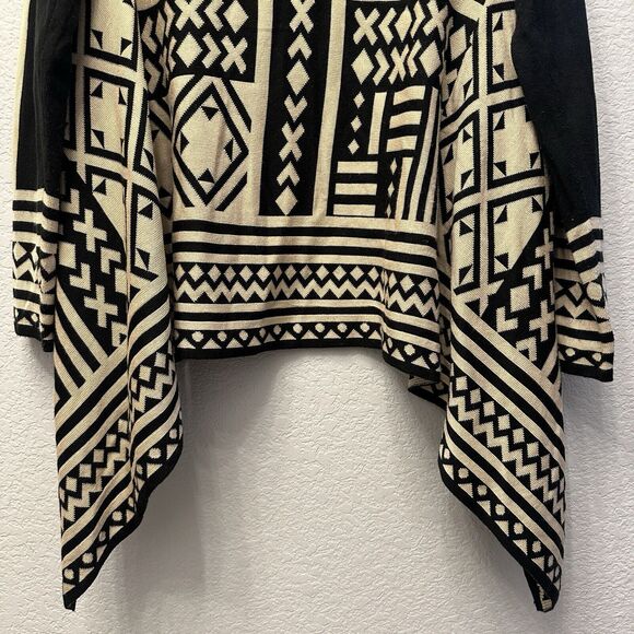 Black and White Geometric Cardigan, Open Front, Draped, Tribal Print, Aztec Boho - Picture 6 of 15